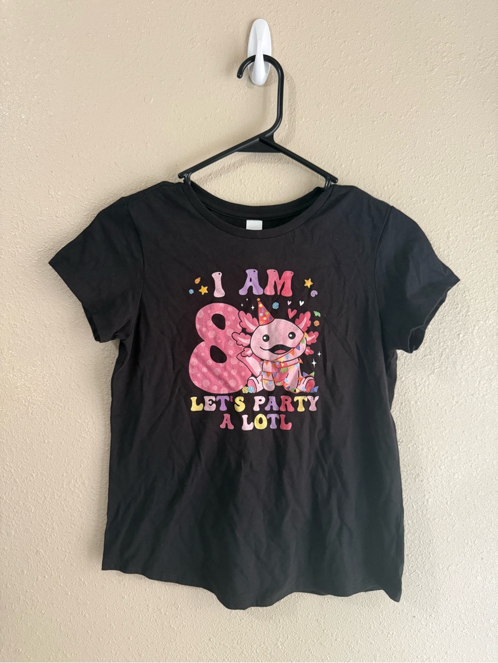DISTRICT Axolotl Black/Pink Girls 8th Birthday T Shirt M